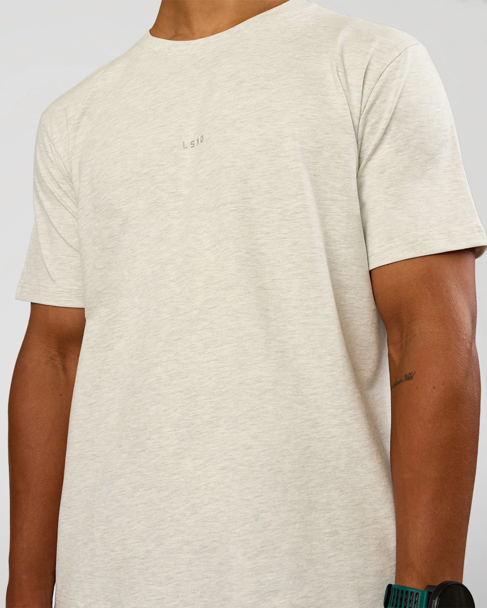 8815-base-heavyweight-flxcotton-tee-regular-fit-8cm-silver-marl-4.webp Base Heavyweight FLXCotton Tee Regular Fit -8cm - Silver Marl