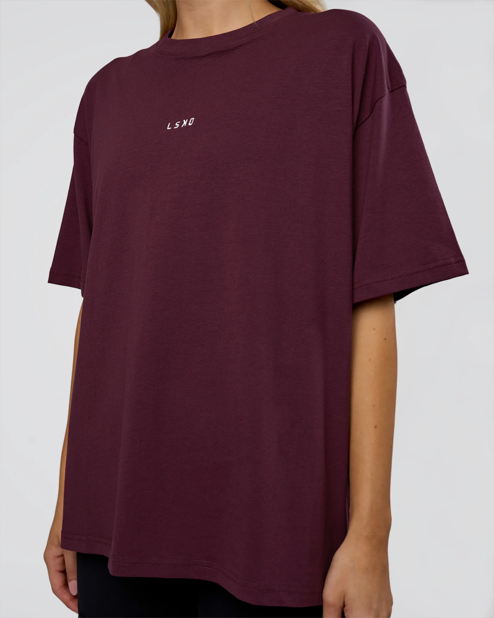 8849-go-to-flxcotton-oversized-tee-cherry-lacquer-white-4.webp Go-To FLXCotton Oversized Tee - Cherry Lacquer-White