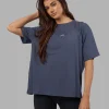 8894-go-to-flxcotton-oversized-tee-night-shadow-white-1.webp Go-To FLXCotton Oversized Tee - Night Shadow-White