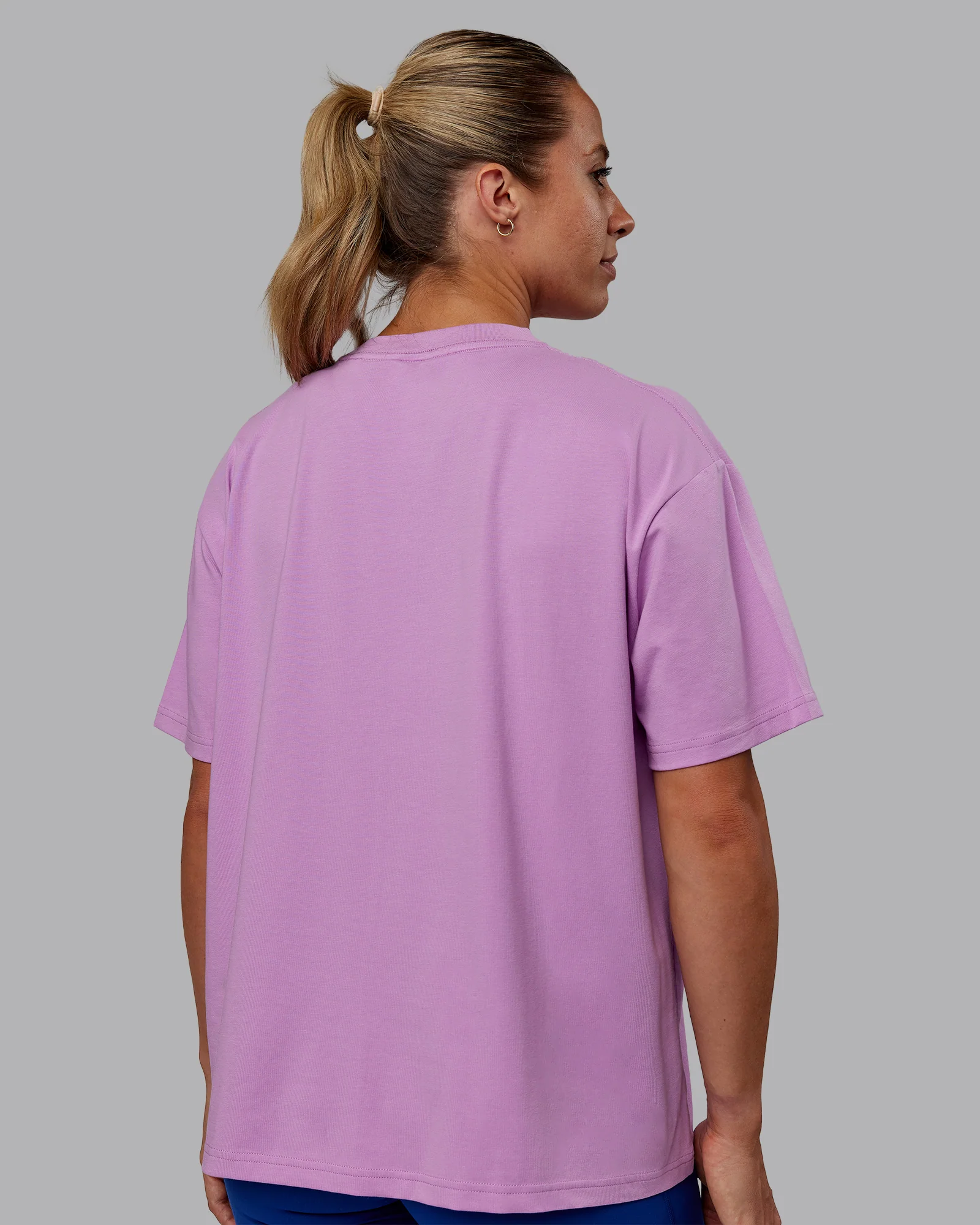 8948-go-to-flxcotton-oversized-tee-light-violet-white-3.webp Go-To FLXCotton Oversized Tee - Light Violet-White
