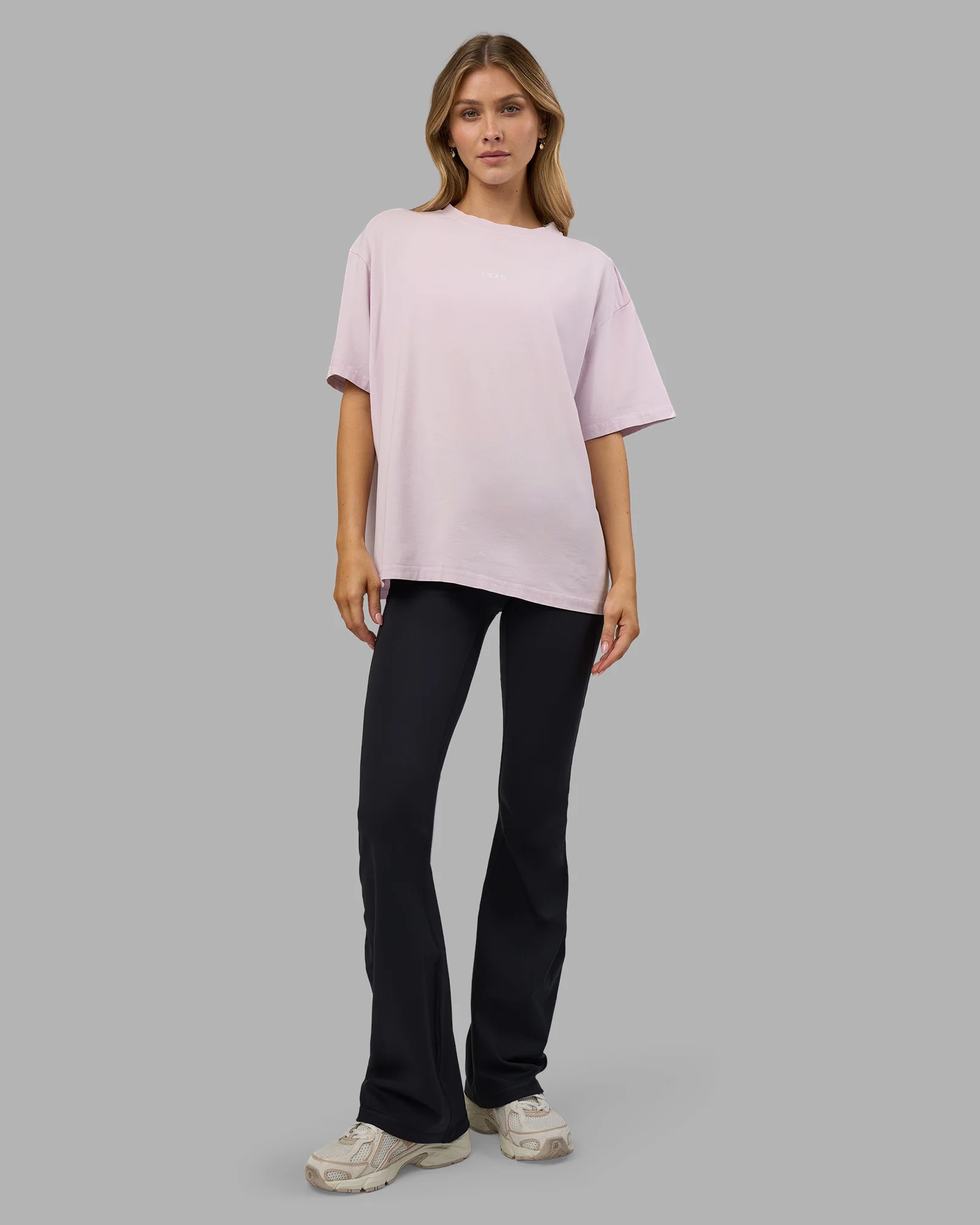 8993-go-to-flxcotton-oversized-tee-fair-orchid-washed-4.webp Go-To FLXCotton Oversized Tee - Fair Orchid Washed