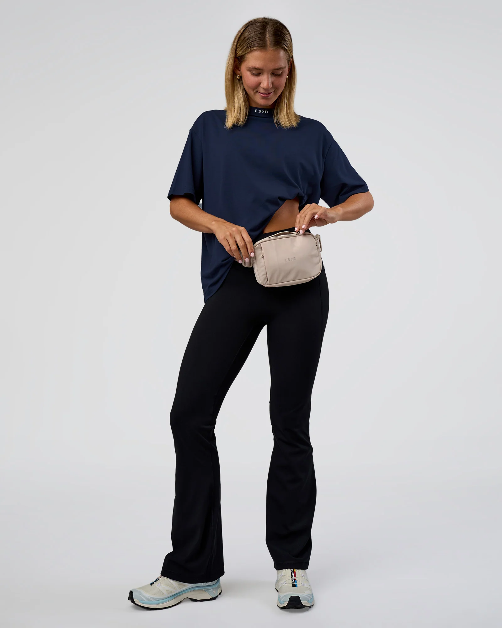 9020-go-to-flxcotton-oversized-deviation-tee-future-navy-white-5.webp Go-To FLXCotton Oversized Deviation Tee - Future Navy-White