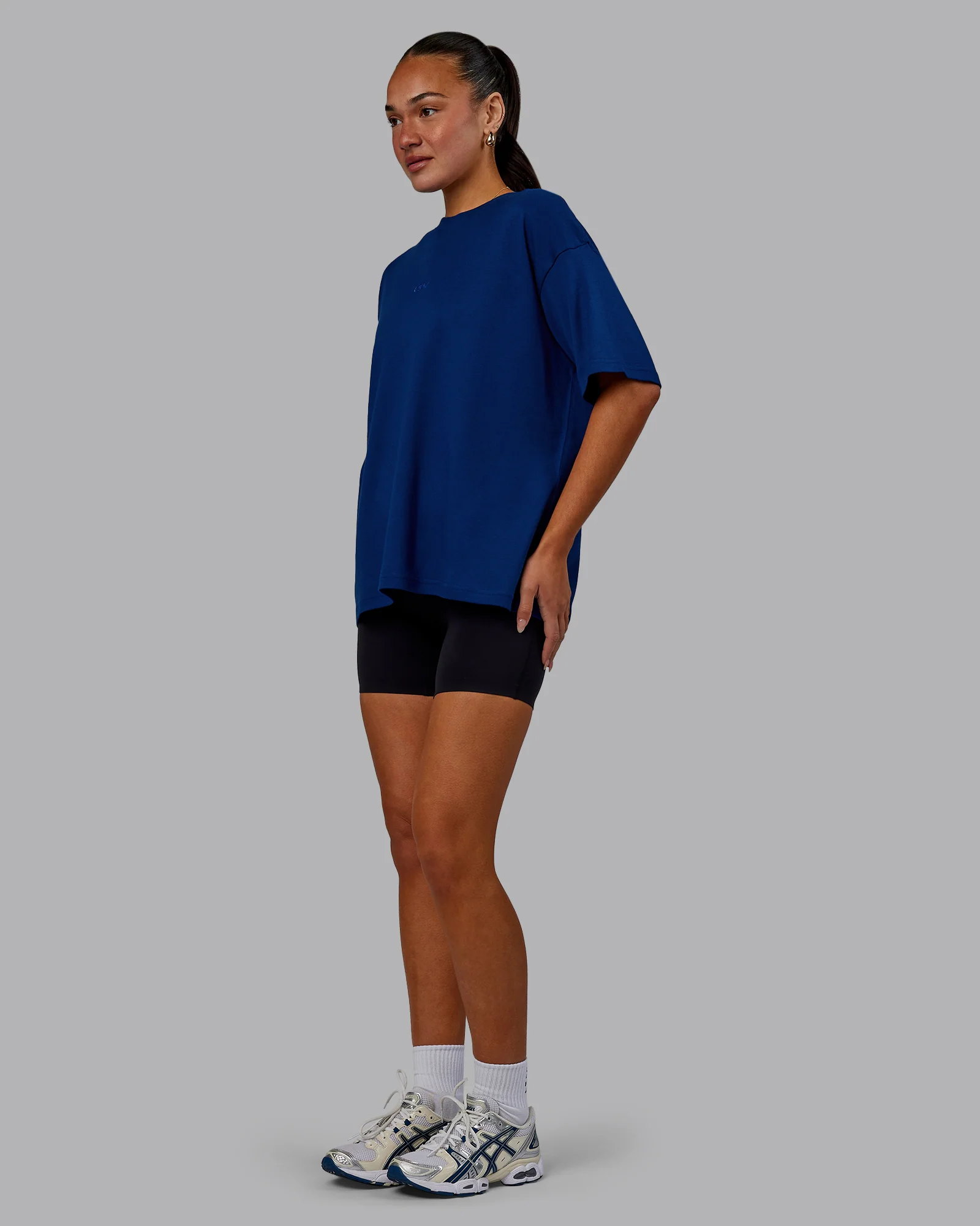 9083-go-to-modal-oversized-tee-midnight-blue-2.webp Go-To Modal Oversized Tee - Midnight Blue