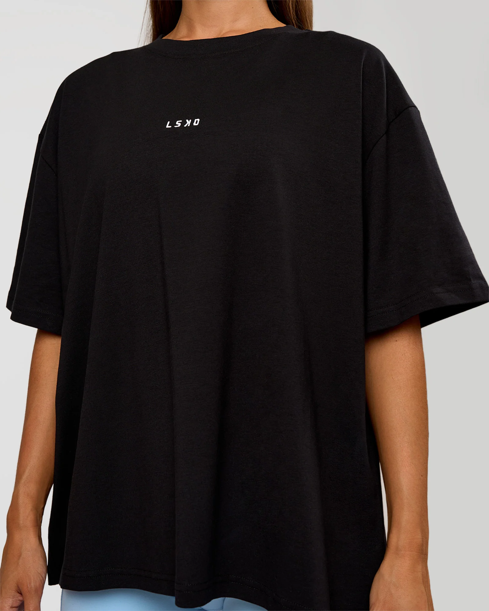 9101-go-to-break-through-flxcotton-oversized-tee-black-open-air-5.webp Go-To Break Through FLXCotton Oversized Tee - Black-Open Air