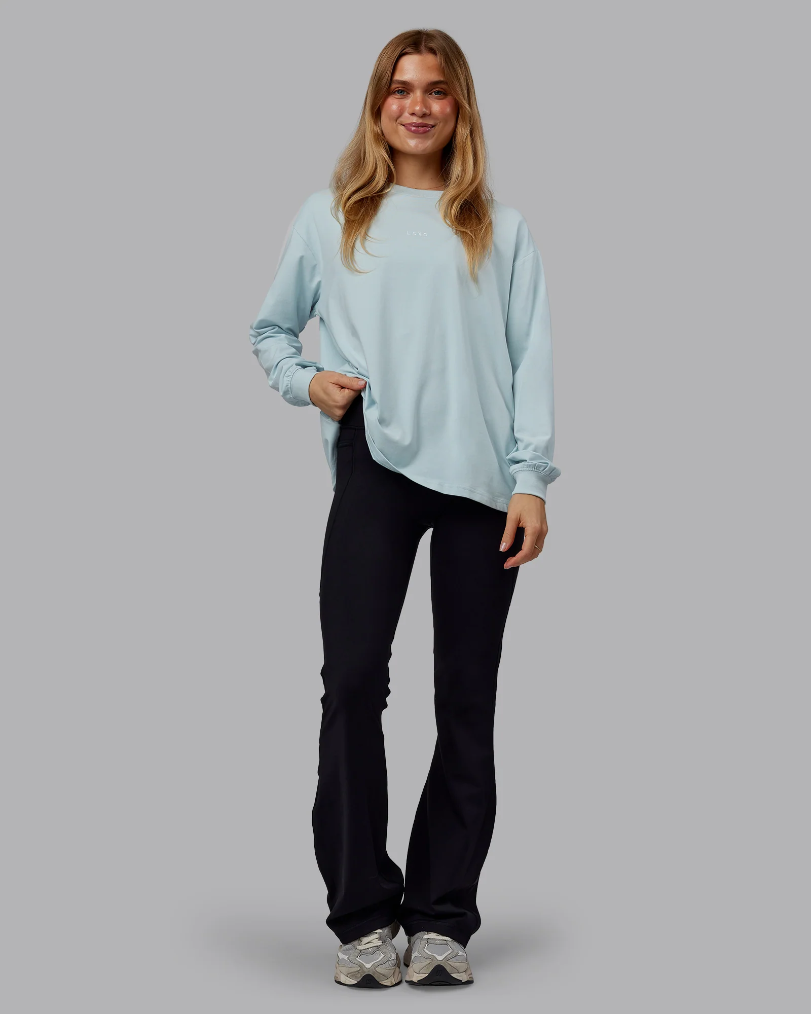 9282-go-to-long-sleeve-flxcotton-oversized-tee-skyride-white-1.webp Go-To Long Sleeve FLXCotton Oversized Tee - Skyride-White