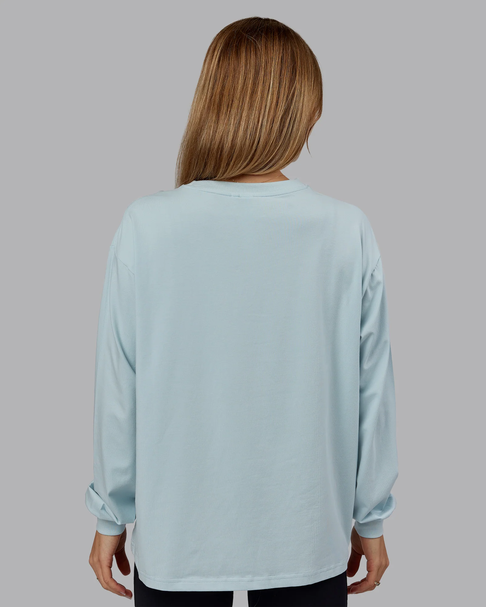 9282-go-to-long-sleeve-flxcotton-oversized-tee-skyride-white-3.webp Go-To Long Sleeve FLXCotton Oversized Tee - Skyride-White
