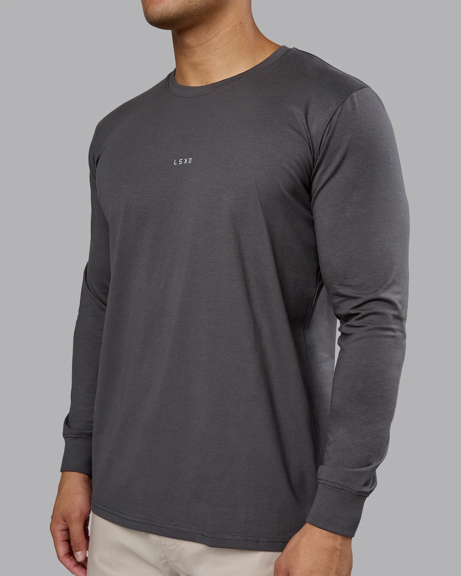 9317-base-flxcotton-long-sleeve-tee-dark-storm-5.webp Base FLXCotton Long Sleeve Tee - Dark Storm