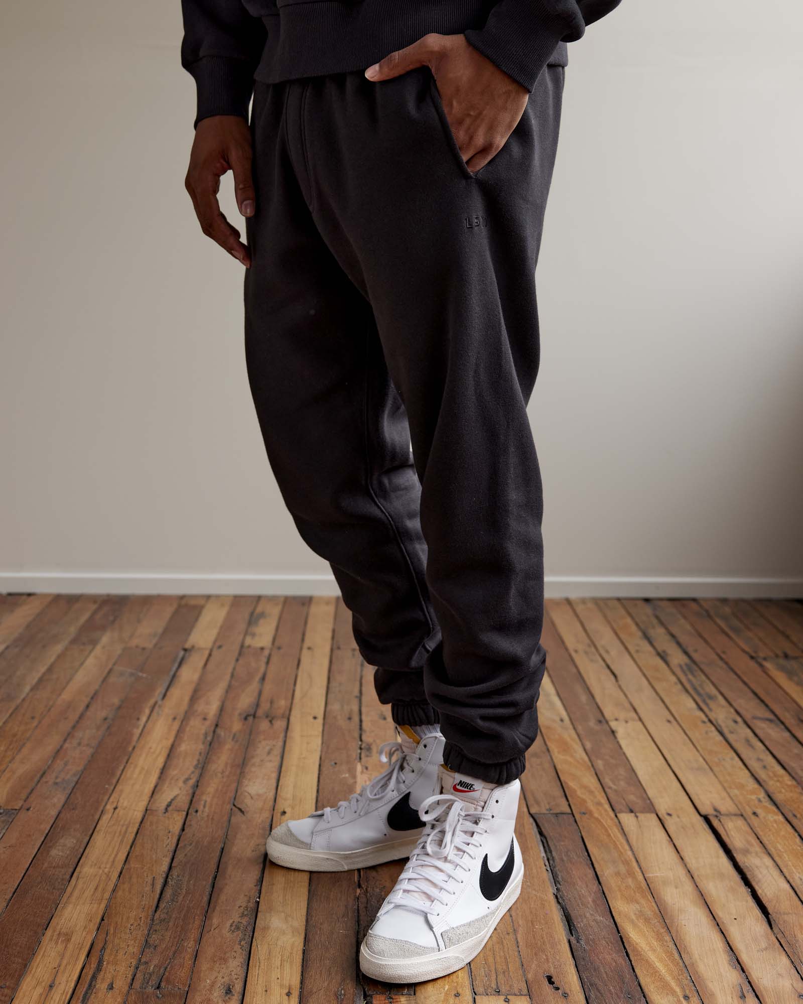 MVP Cuffed Track Pant - Black