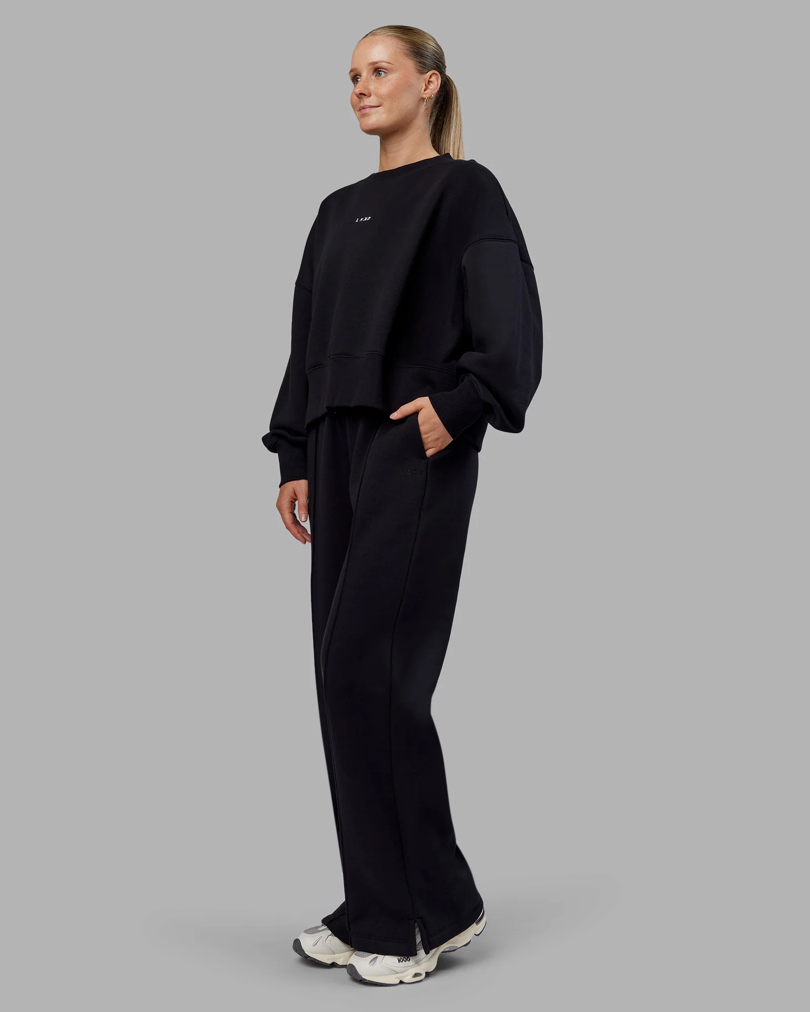 MVP Wide Leg Track Pant - Black