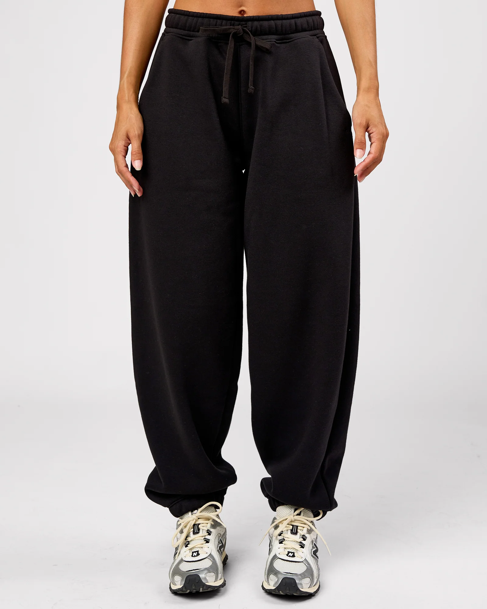 9405-go-to-oversized-track-pant-black-1.webp Go-To Oversized Track Pant - Black
