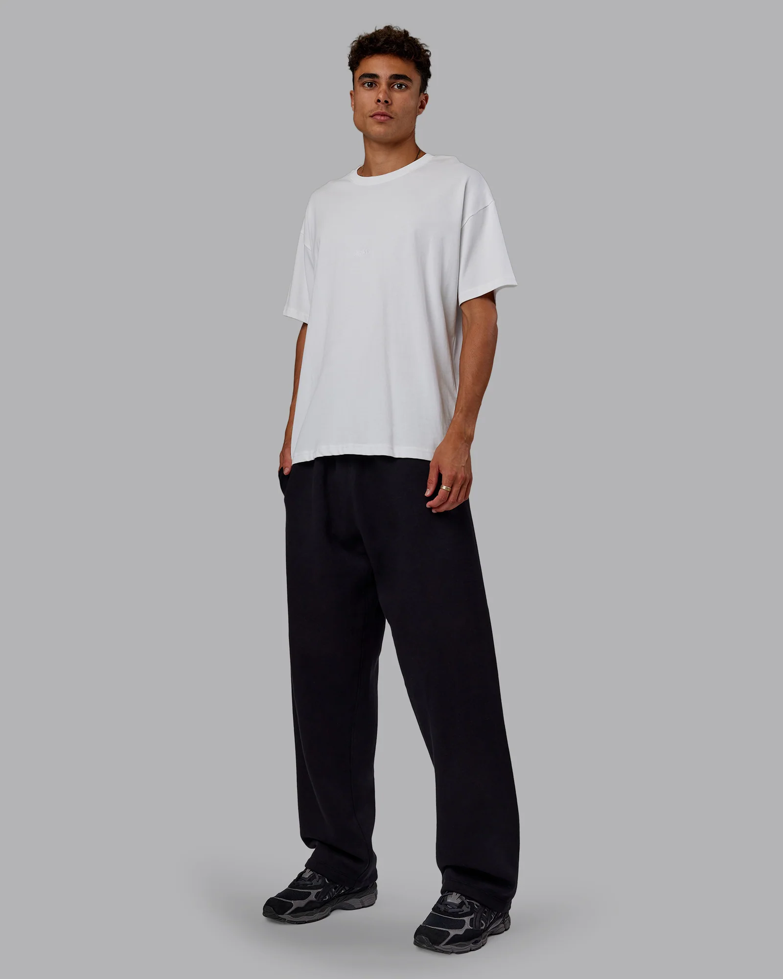 9432-mvp-straight-leg-pant-black-5.webp MVP Straight Leg Pant - Black