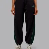9561-stitch-up-fleece-sweat-pant-black-dark-moss-8.webp Stitch Up Fleece Sweat Pant - Black/Dark Moss