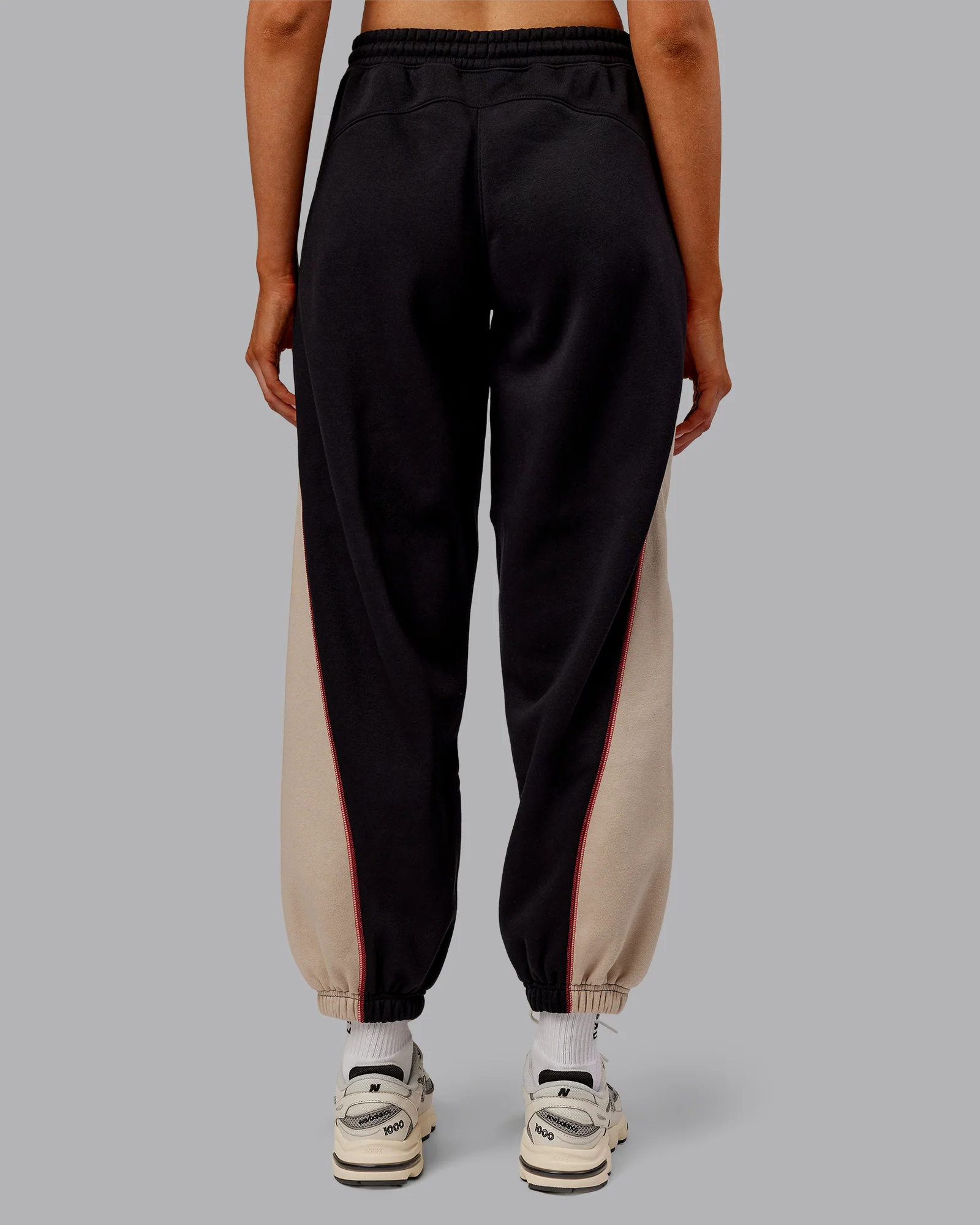 9586-stitch-up-fleece-sweat-pant-black-shale-beige-4.webp Stitch Up Fleece Sweat Pant - Black/Shale Beige