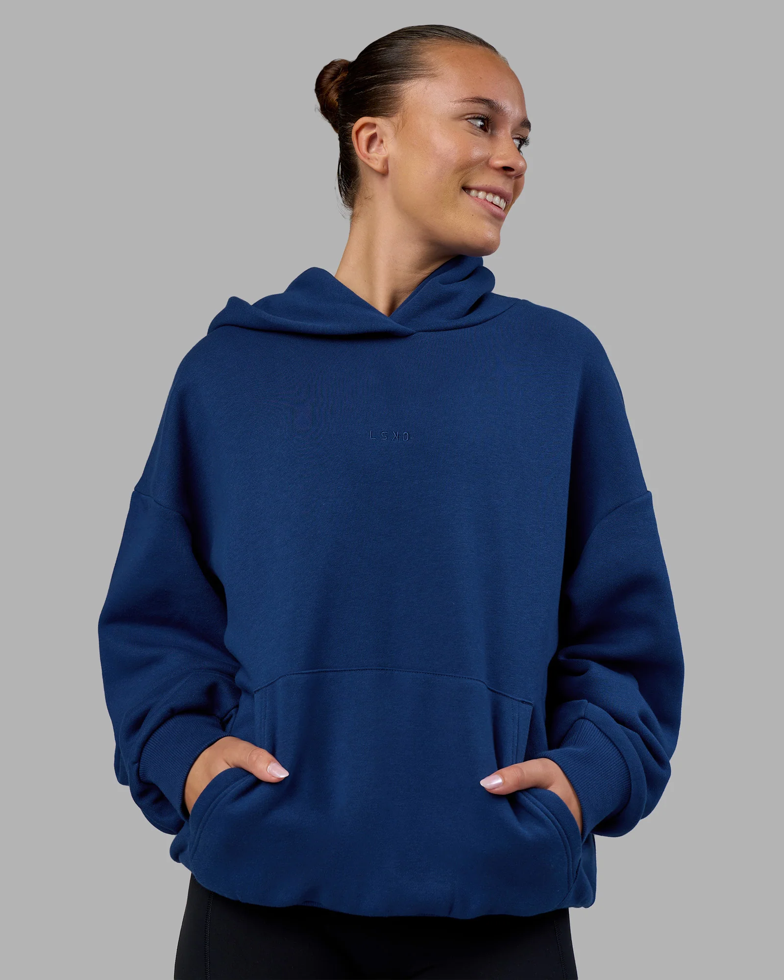 9602-mvp-oversized-hoodie-midnight-blue-3.webp MVP Oversized Hoodie - Midnight Blue