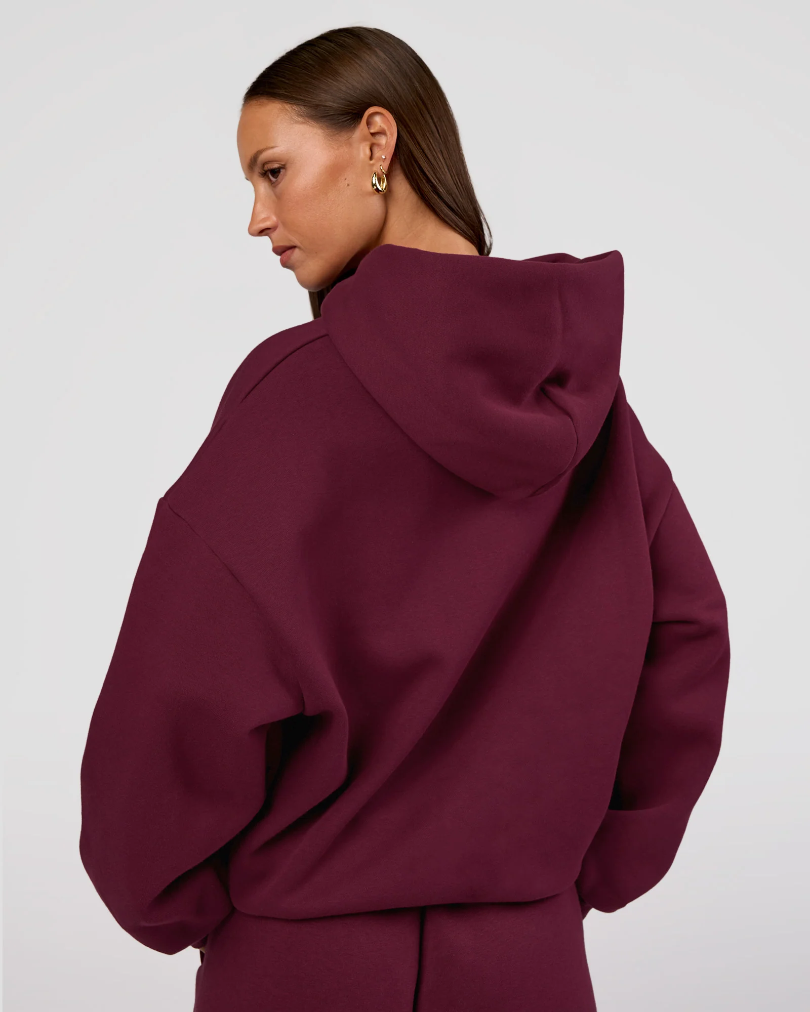 9716-mvp-oversized-hoodie-cherry-lacquer-6.webp MVP Oversized Hoodie - Cherry Lacquer