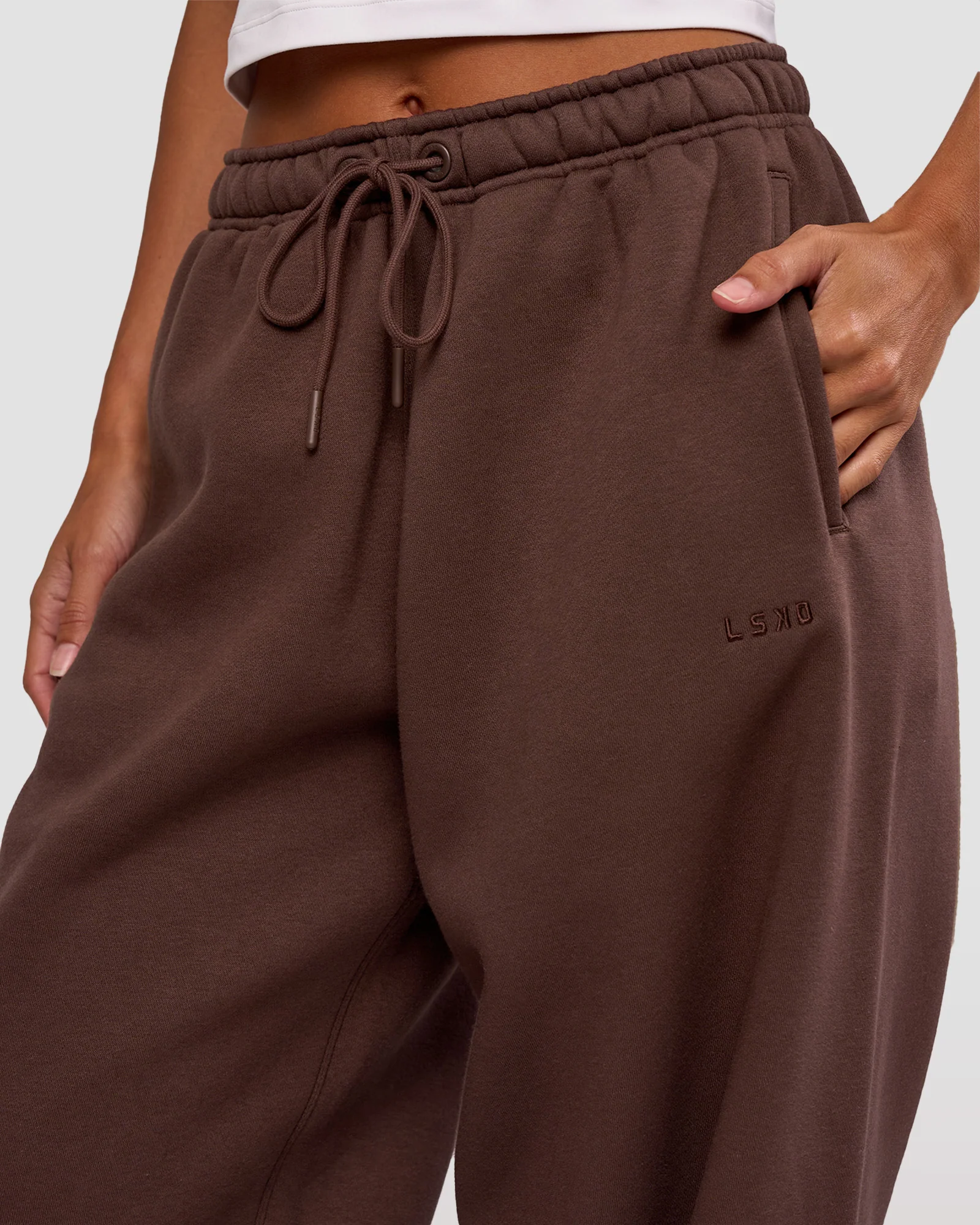 9734-mvp-oversized-slouchy-fit-track-pant-hot-chocolate-3.webp MVP Oversized Slouchy Fit Track Pant - Hot Chocolate