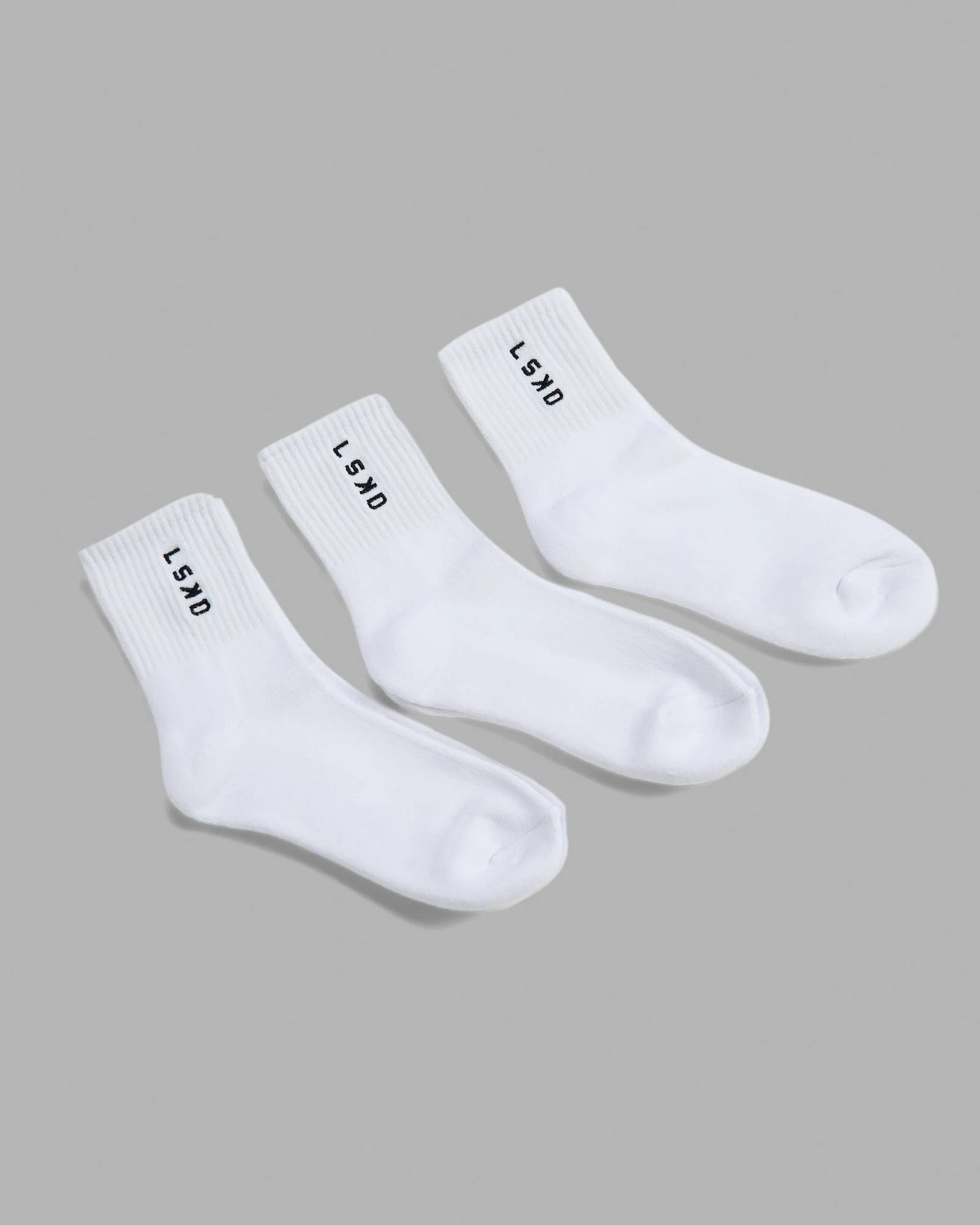 9746-signal-quarter-socks-3-pack-white-black-2.webp Signal Quarter Socks 3 Pack - White-Black