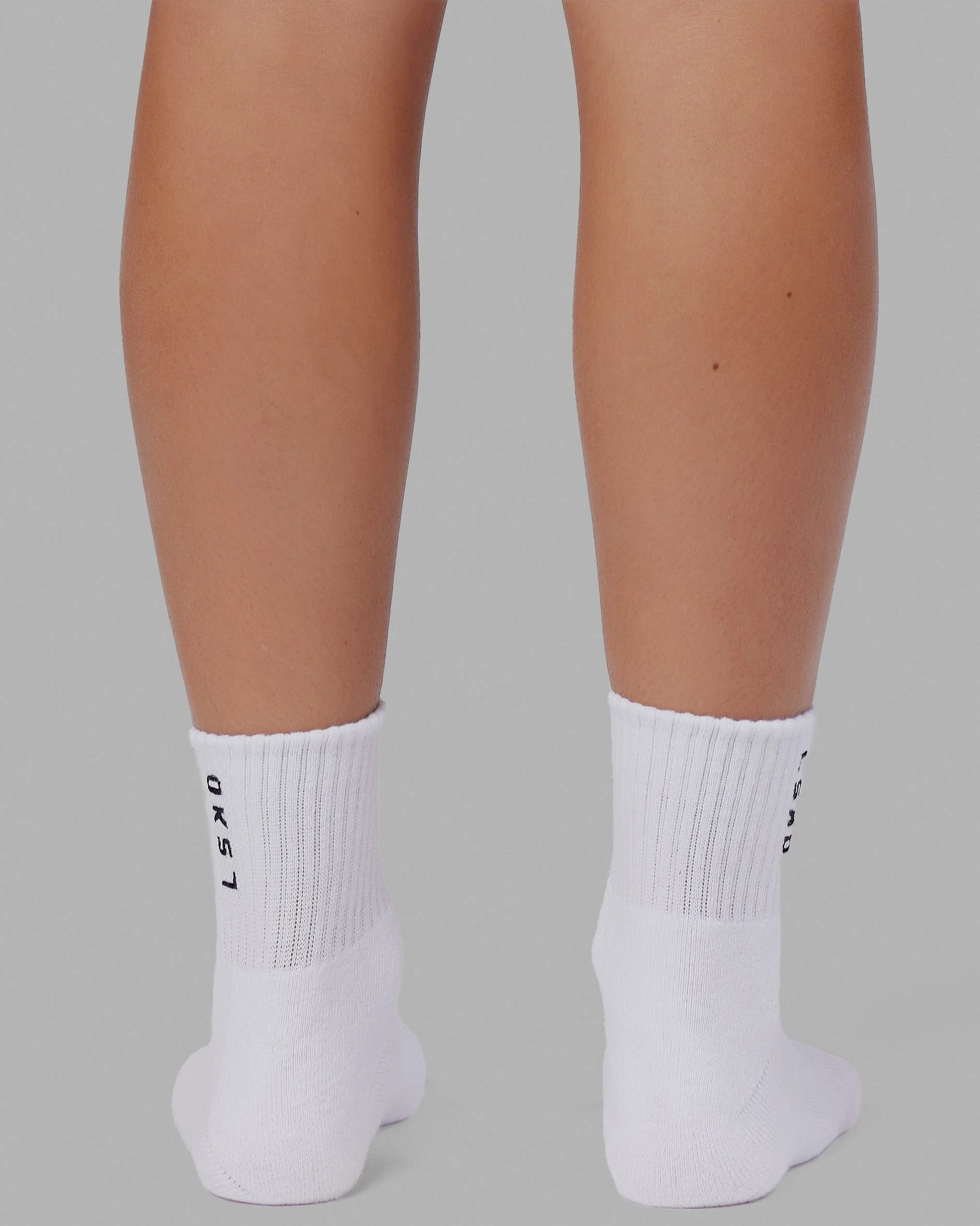 9746-signal-quarter-socks-3-pack-white-black-5.webp Signal Quarter Socks 3 Pack - White-Black