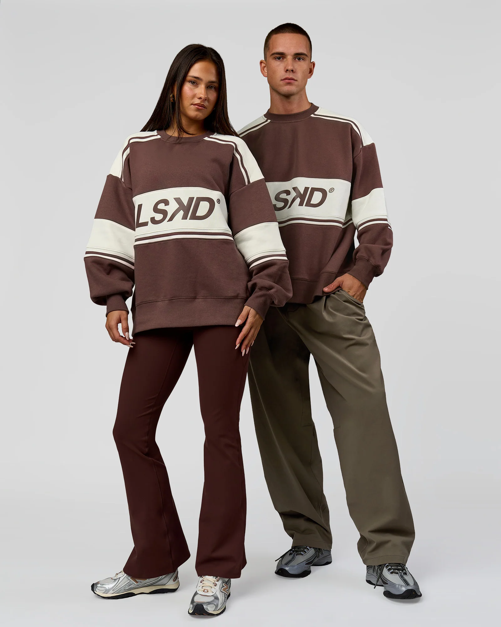A-Team Sweater Oversize - Cocoa Powder-Off White