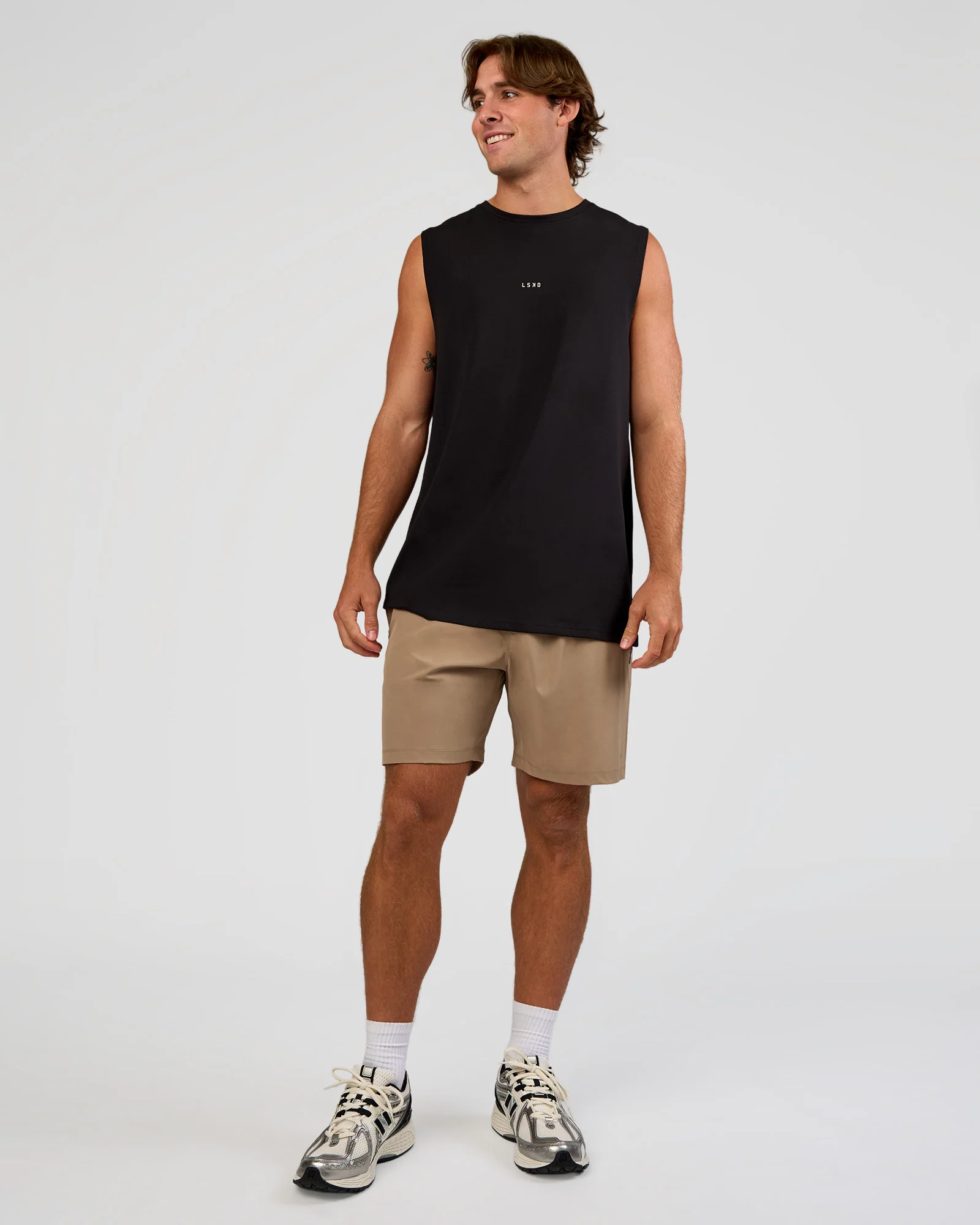 9839-base-heavyweight-flxcotton-tank-regular-fit-2cm-black-5.webp Base Heavyweight FLXCotton Tank Regular Fit +2cm - Black