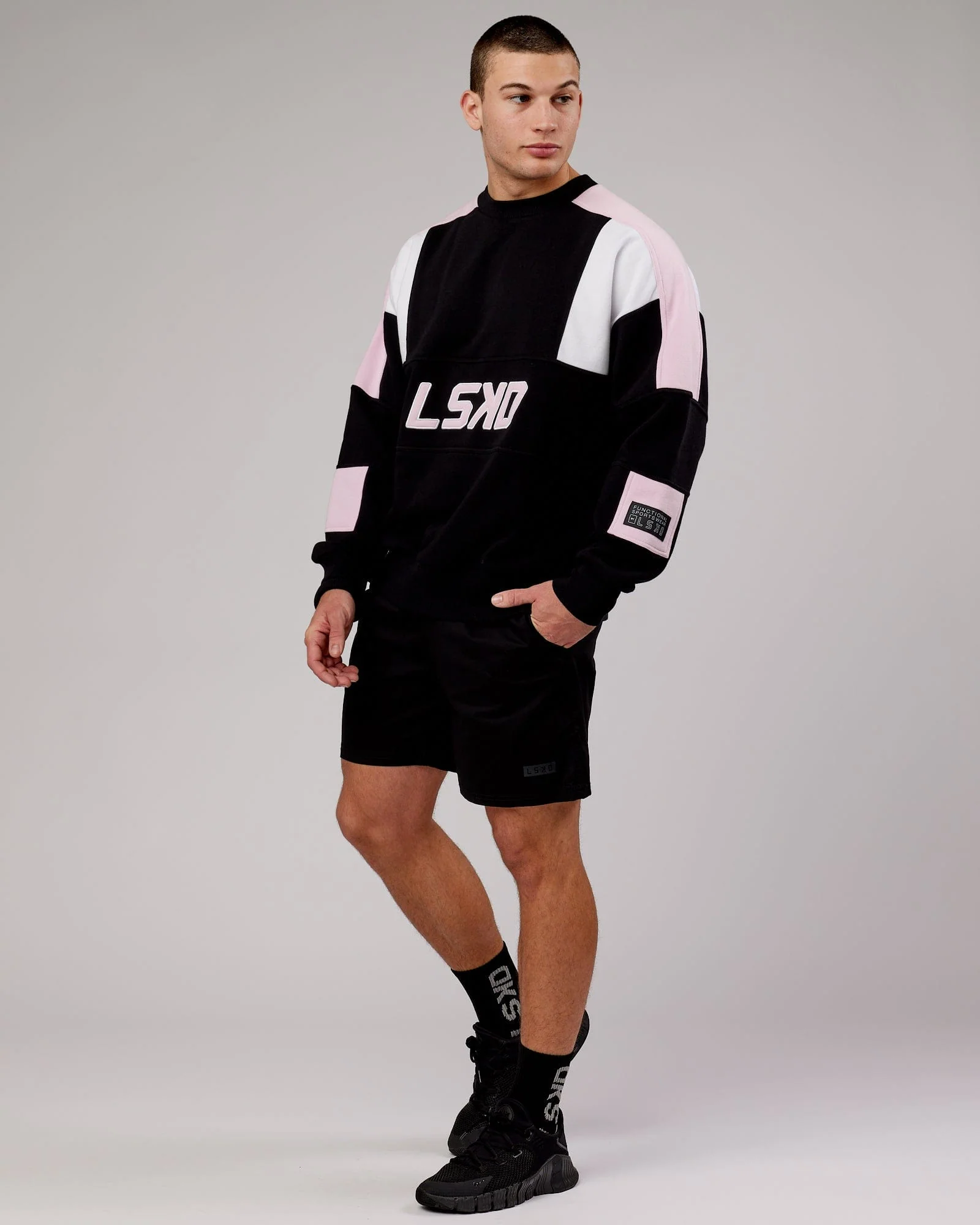 9879-daily-7-short-black-black-8.webp Daily 7" Short - Black-Black