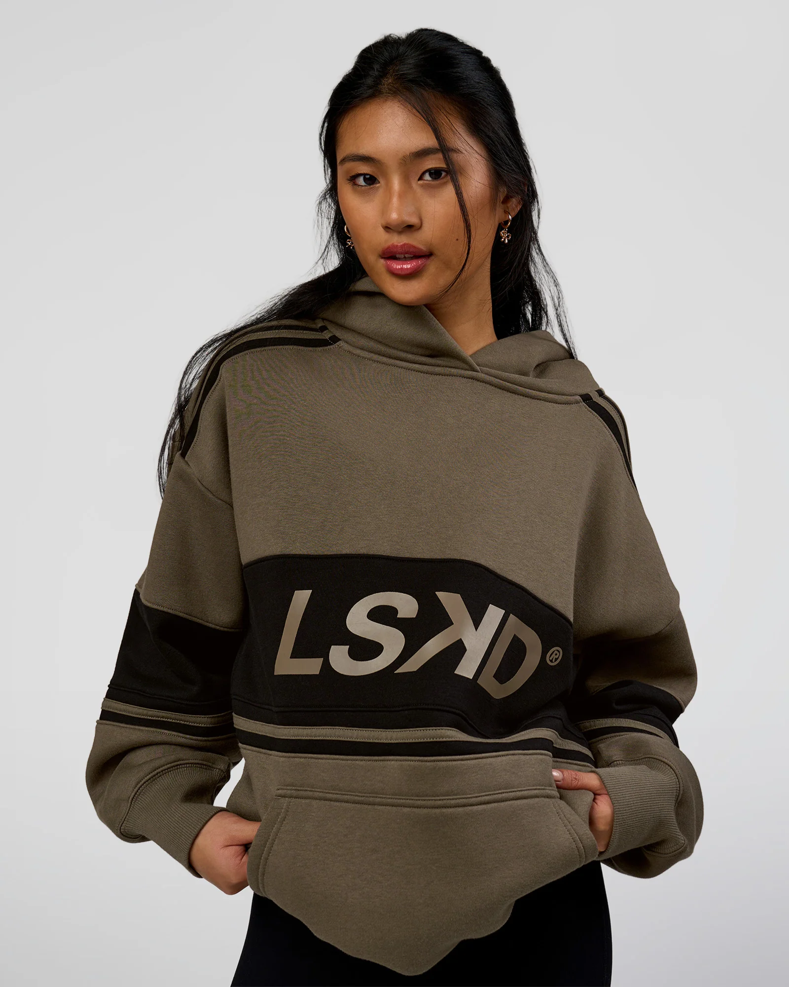 995-a-team-oversized-hoodie-walnut-grey-caviar-6.webp A-Team Oversized Hoodie - Walnut Grey-Caviar