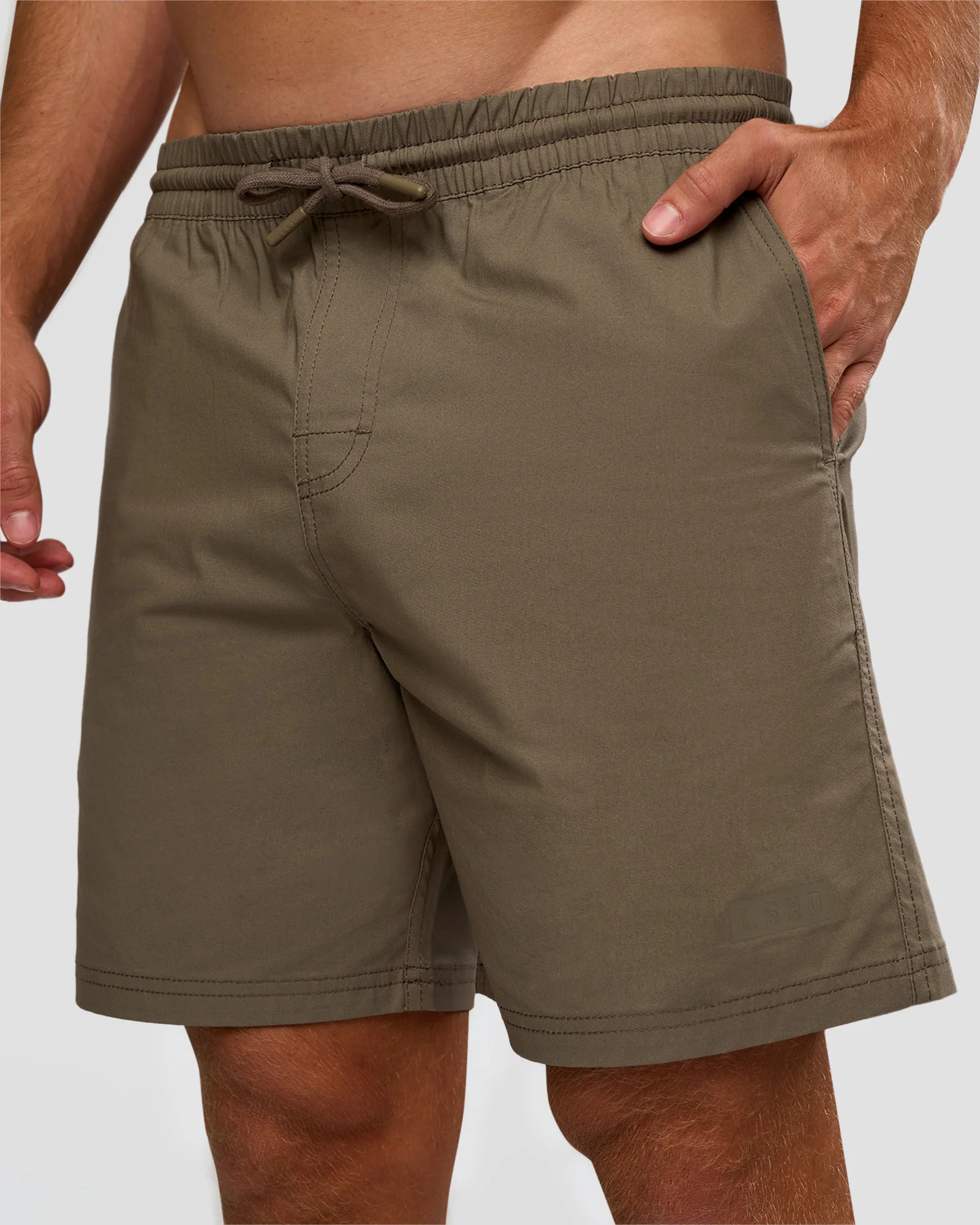 9967-daily-7-short-walnut-grey-3.webp Daily 7" Short - Walnut Grey
